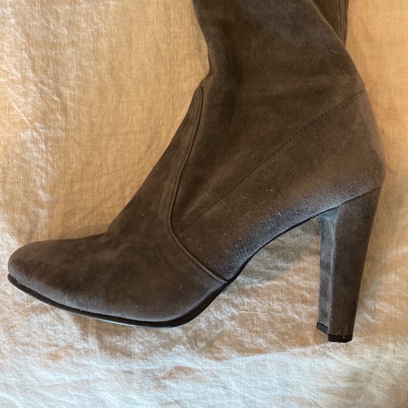Iconic Stuart Weitzman Highland Boots - Picture 3 of 6